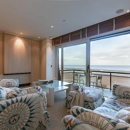 Premium Holidays - Stylish Castelli With C-view At Nieuwpoort Apartment *
